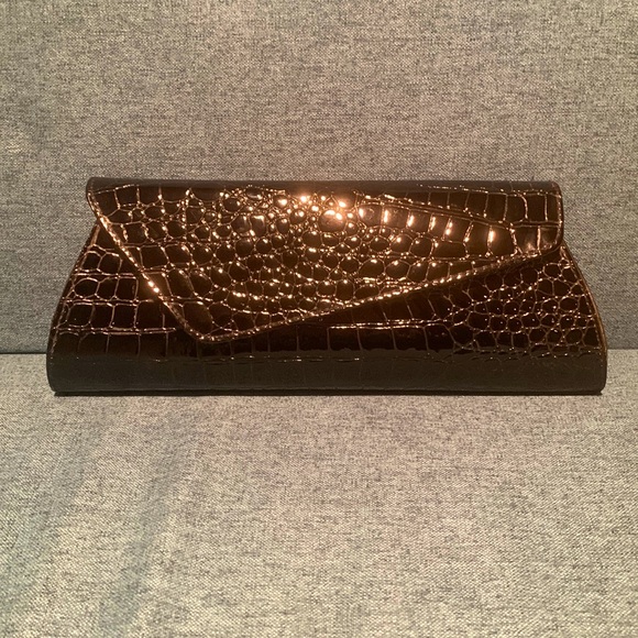 Lula Faux Croc Patent Clutch - Picture 1 of 4